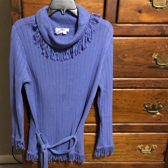 Acorn Sweaters - Women’s Acorn Sweater